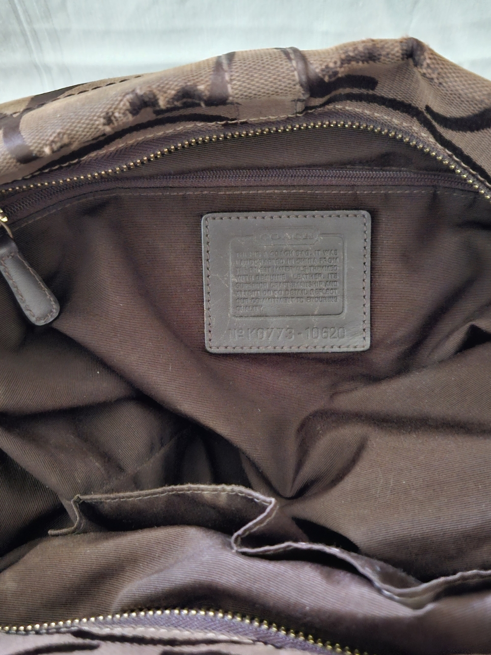 Coach Carly Signature Hobo Bag - Picture 15 of 16